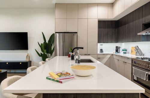 West Dallas House | Beautiful, Cozy, Contemporary 4BR near Downtown Dallasn