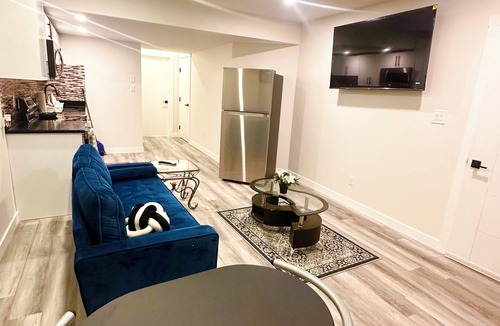 Regina House | Beautiful Cozy home