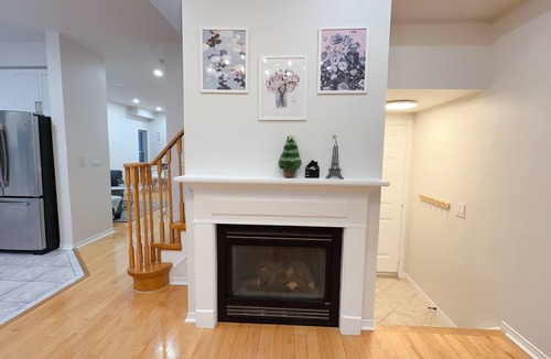Markham House | Beautiful Cozy Private House at Markham