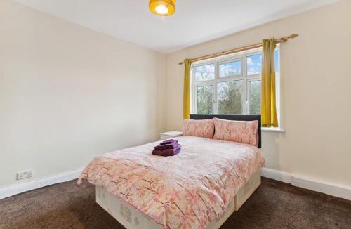 Graveney House | Beautiful Cozy Room
