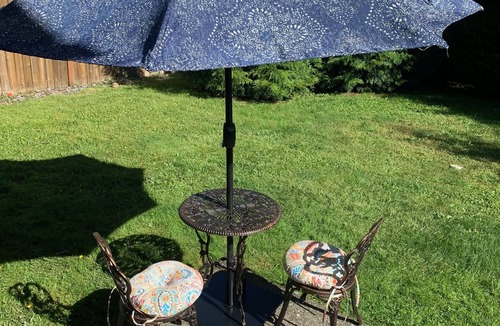 Holly House | BEAUTIFUL COZY ROOM