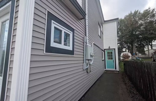 St. John's Apartment | Beautiful cozy stay on Mount Royal