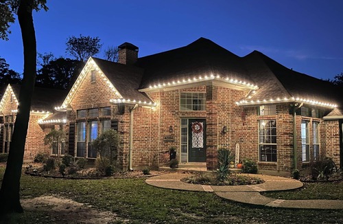 Klondike House | Beautiful Custom 4 bed with pool home with 3 acres. Private spacious backyard.