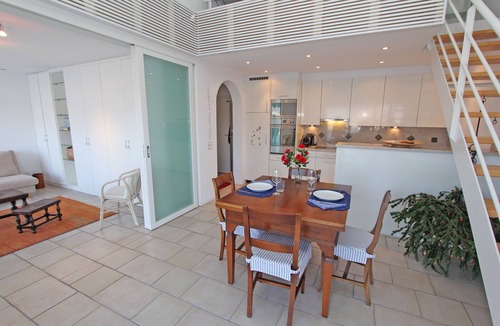Vairano Apartment | Beautiful duplex apartment with stunning views of the lake