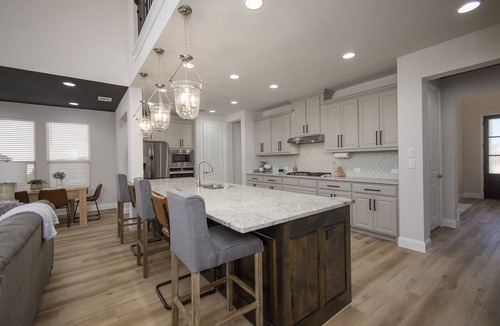 Argyle House | Beautiful Designer Home in Argyle with gym and pool access