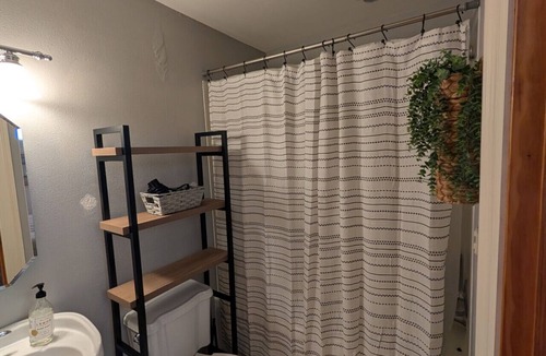 Waverly Apartment | Beautiful Down Town Flat