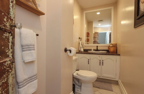 Sudbury House | Beautiful Downtown 3 bedroom Century Home -B
