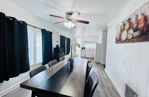 Crescent Beach Apartment | Beautiful duplex near the beach