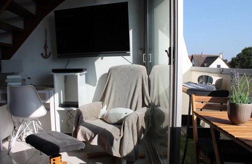 Bernieres-sur-Mer Apartment | BEAUTIFUL DUPLEX SUNNY DIRECT ACCESS JUNO BEACH