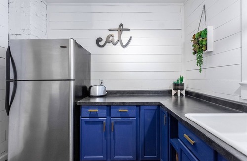 Kansas City House | Beautiful Duplex In Kansas City! 13&14 v2