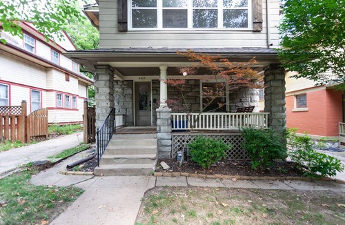 Kansas City House | Beautiful Duplex In Kansas City! 13&14 v2