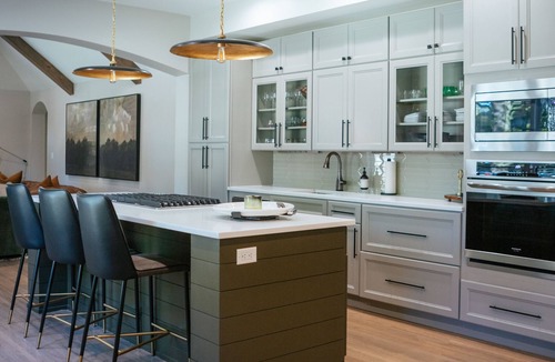 Tulsa House | Beautiful, Elegant, Unique, Modern! By Gathering Place, Discovery Lab, & Expo!