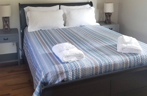 Salamanca Apartment | Beautiful Ellicottville Scenic Farmhouse minutes from Town!