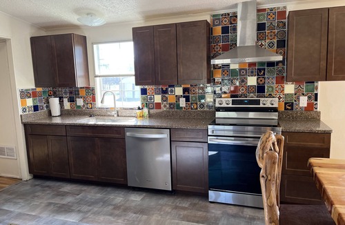 Reserve House | Beautiful entire home, sleeps up to 10! Hunters paradise, private ponds