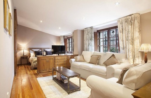 Castellar del Valles Villa | Beautiful modernist villa near Barcelona