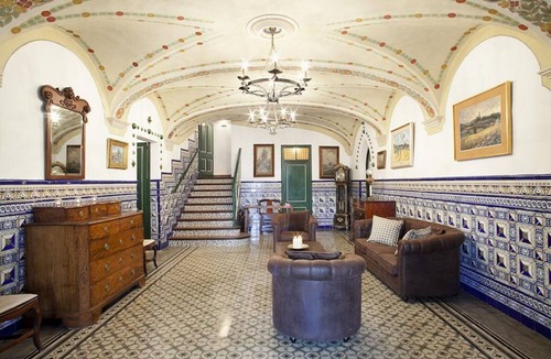 Castellar del Valles Villa | Beautiful modernist villa near Barcelona