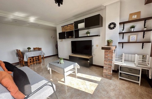 San Mames de Meruelo Apartment | Beautiful and cozy apartment close to city center with a living room and bed room