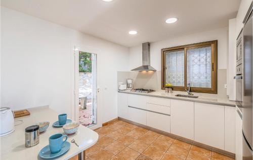 Sant Cebria de Vallalta House | Beautiful Home In Sant Cebrià De Vallalt