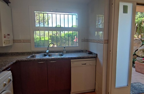 Sant Feliu de Guixols Cottage | Beautiful Villa in Sant Feliu de Guíxols with Shared Pool