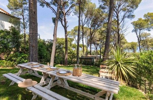 Pals House | Beautiful private villa for 10 people with WIFI, private pool, A/C, TV, patio and panoramic view