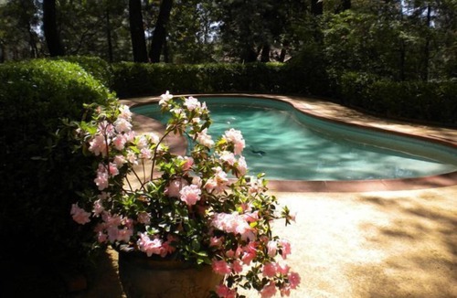 Alta Sierra House | Beautiful European-Style Home Across from Golf Course W/Pool
