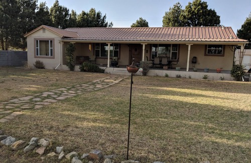 Carlsbad House | Beautiful exclusive country property for executive housing
