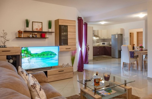 Kapelica Villa | Beautiful family-friendly villa, pool & private garden, 15 minutes from the beach