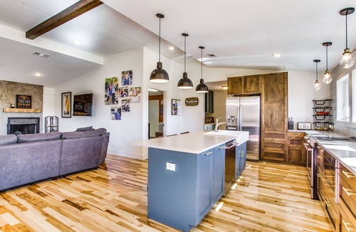 Hickory Creek House | Beautiful Farm House on Lake Lewisville