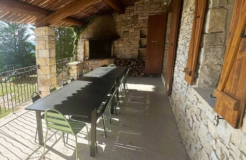 L'Hospitalet House | Beautiful farmhouse in Provence with private pool ideal for families