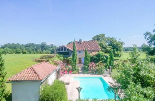 Le Houga Villa | Beautiful farmhouse with private pool