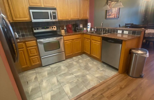 Sevierville Condo | Beautiful First Floor 2 Bed 2 Bath Riverfront Condo…Sleeps 6 People!