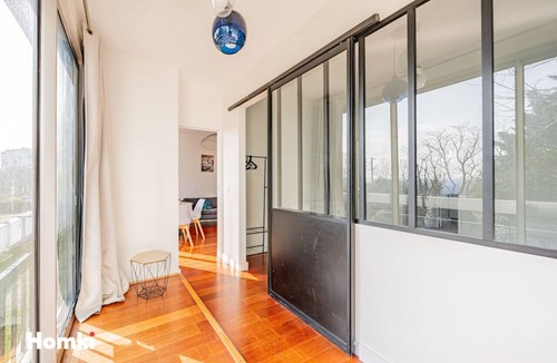 Saint-Cloud Apartment | Beautiful flat 2 rooms near Paris/La Défense