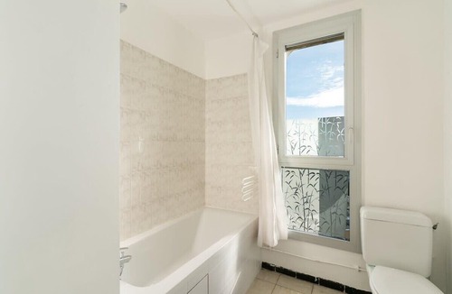 13th Arrondissement Apartment | Beautiful flat for 6p near Place D'Italie