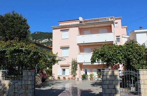 Baska House | Beautiful flat in Baška with private terrace