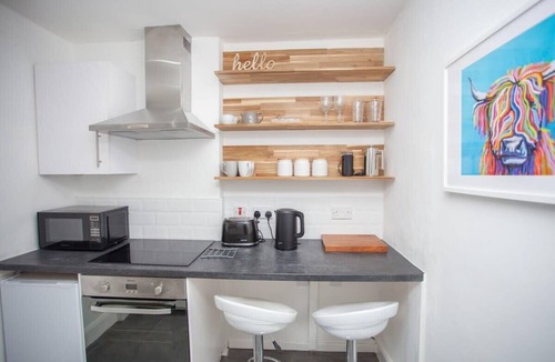 Glasgow Westend Apartment | Beautiful Flat in Great West end Location