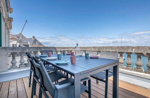 Le Croisic Apartment | Beautiful flat with view on the port of Le Croisic