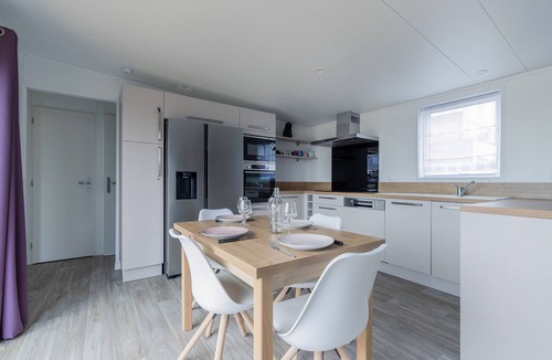 Bretignolles-sur-Mer Ski Chalet | Beautiful Chalet for 4 people - Heated pool access
