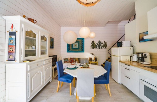Chissay-en-Touraine House | Beautiful private villa for 3 people with WIFI, TV and pets allowed