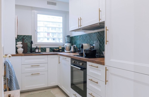 Issy-les-Moulineaux Apartment | Beautiful 1BD Apartment, Issy-les-Moulineaux!