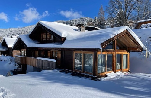 Araches-la-Frasse House | Beautiful 5-bed chalet in Les Carroz d'Araches