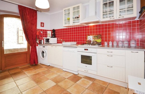 Les Salles-du-Gardon Apartment | Beautiful apartment in Les Salles-du-Gardon