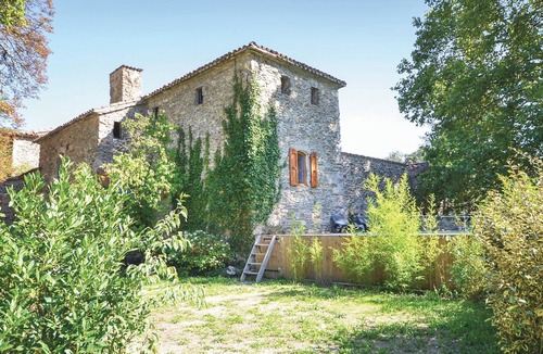Les Salles-du-Gardon Apartment | Beautiful apartment in Les Salles-du-Gardon