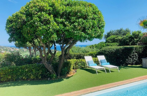 Les Issambres Villa | Beautiful pool villa with exceptional sea view