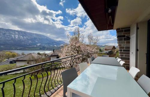 Saint-Alban-de-Montbel Villa | Beautiful villa on the slopes of Lake Aiguebelette!