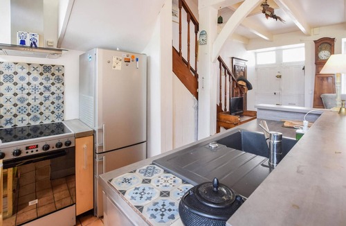 Saint-Jean-le-Thomas House | Beautiful home in Saint-Jean-le-Thomas with WiFi