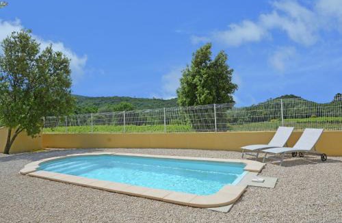 Saint-Laurent-de-Carnols Villa | Beautiful villa with private pool in Gard