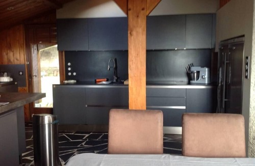 Saint-Martin-d'Uriage Ski Chalet | Beautiful comfortable chalet, isolated, altitude 900m, unobstructed view of the peaks, 2 hectare park