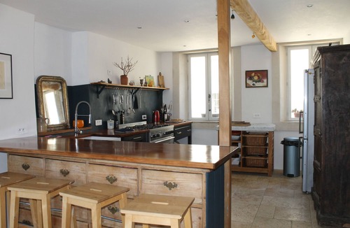 Le Somail House | Beautiful stone house on the Canal du Midi, dog friendly family holidays,