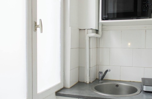 Saint-Ouen Apartment | Beautiful mezzanine studio in the city center