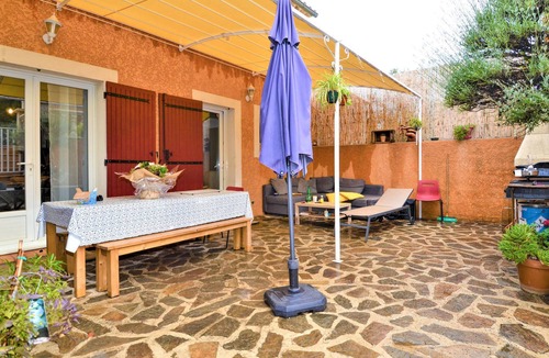 Saint-Quentin-la-Poterie House | Beautiful home in St-Quentin-la-Poterie